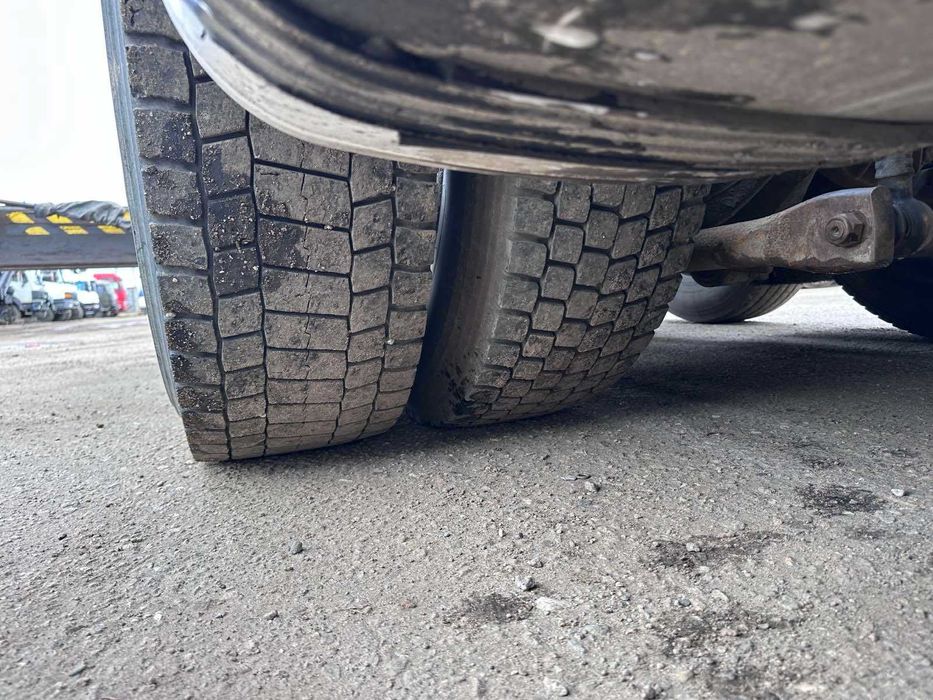 Volvo FM 440, 2008 р. з маніпулятором FASSI, зусиллям 66 т/м