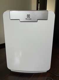 Oczyszczacz powietrza ELECTROLUX EAP300