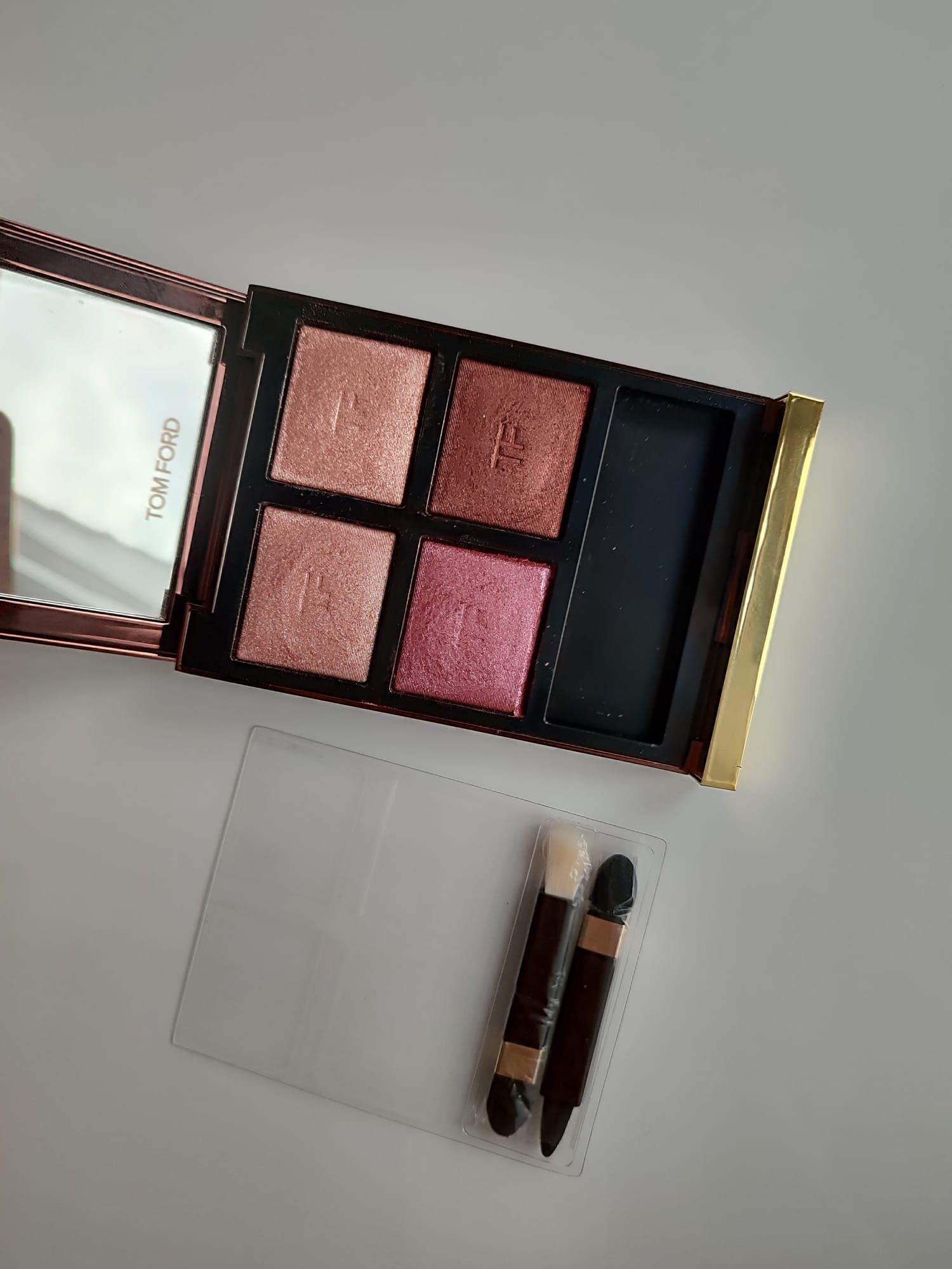 Tom Ford Eye Color Quad paletka 42 Hazy Sensuality wet dry cienie