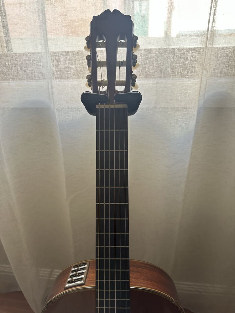 Guitarra/Viola Takamine EC132S