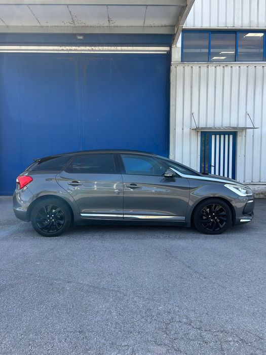 Citroën DS5 1.6 HDi 115cv 2012 – Elegante e Económico