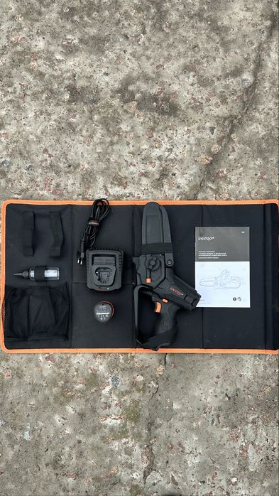 Акумуляторна ланцюгова пила Dnipro-M CS-12