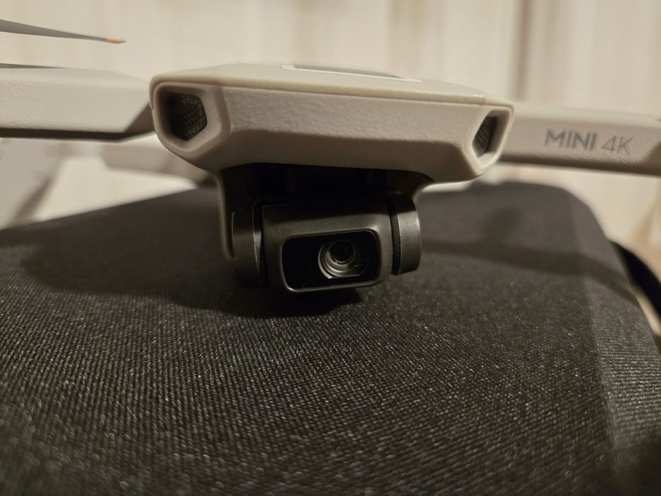 Dron DJI Mini 4k z dodatkami. Stan idealny jak nowy. POLECAM