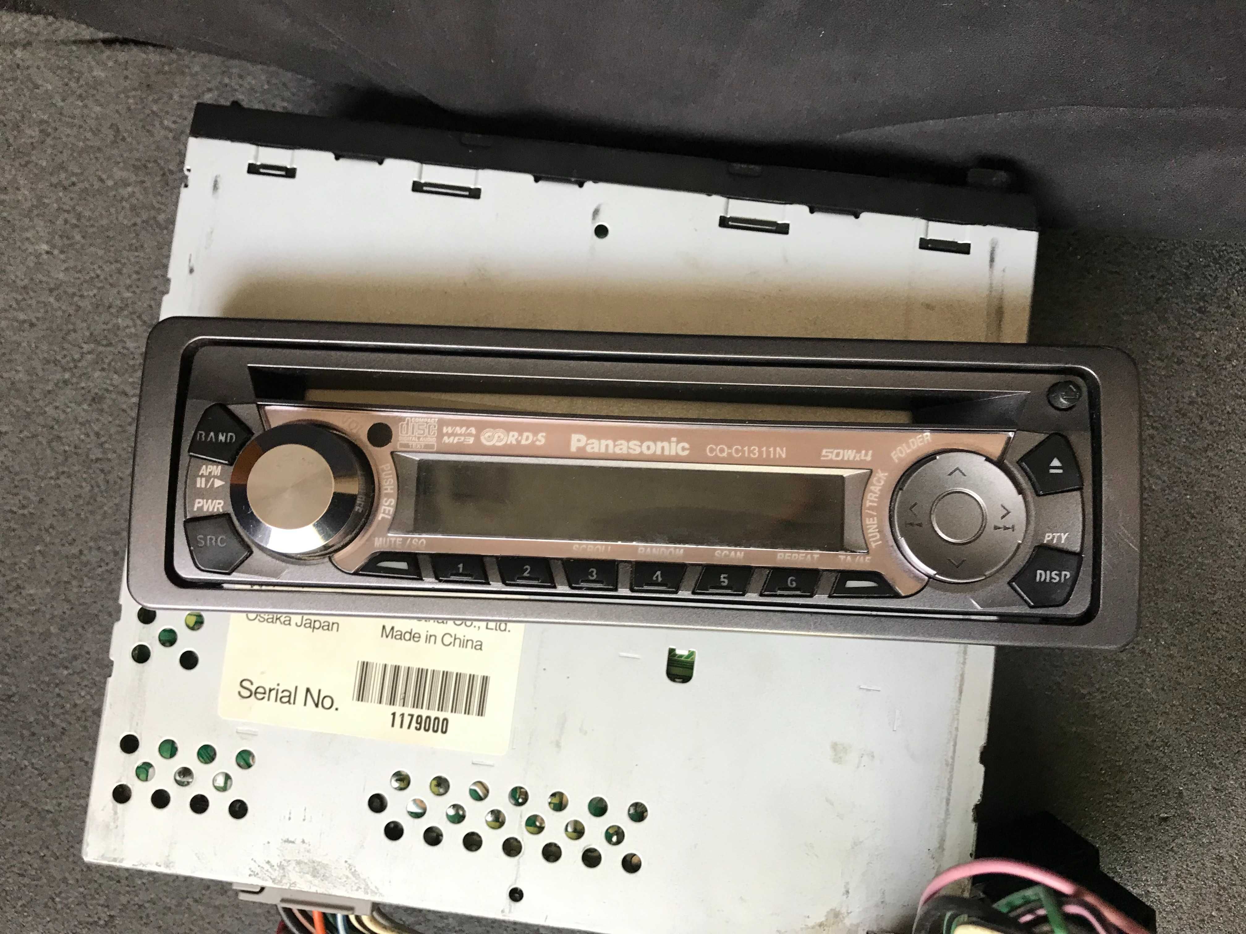 Автомагнитола CD/MP3 panasonic cq-c13111n