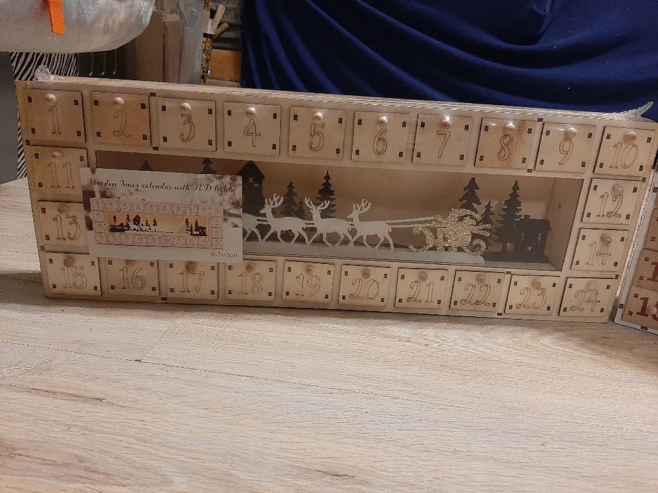 Nowy Kalendarz adwentowy drewniany podświetlany Led