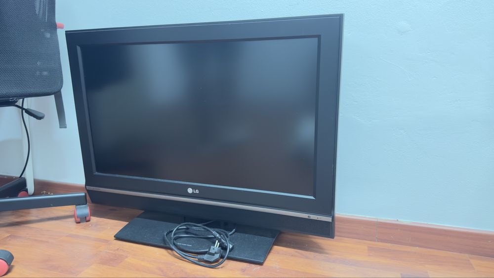 lg tv price 80€