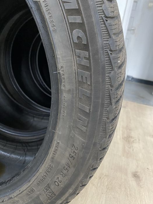 Opony 4x Michelin 255/45-20 Pilot Alpin 5 SUV zimowe