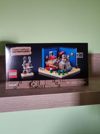 LEGO 40533 - Przygody statku USS Cardboard.