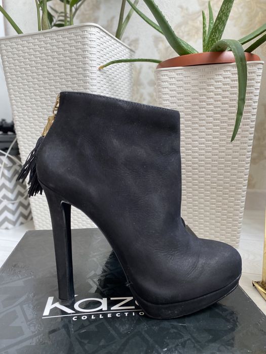 Жіноче взуття