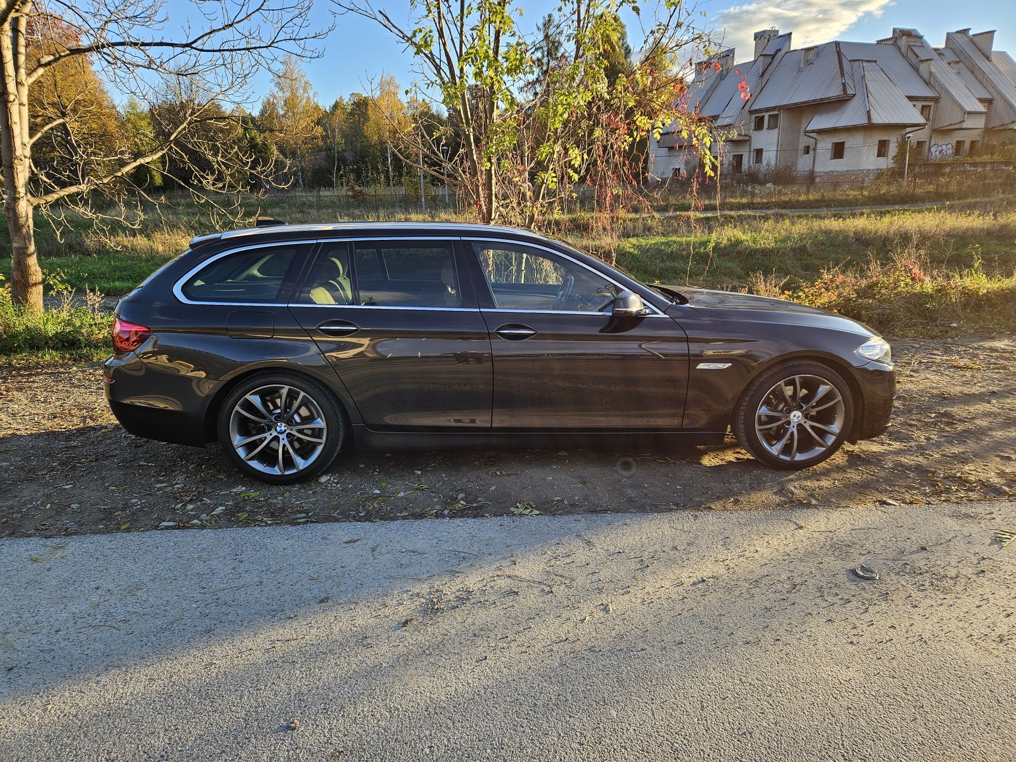 Bmw 520d LUXURY Turing 2014