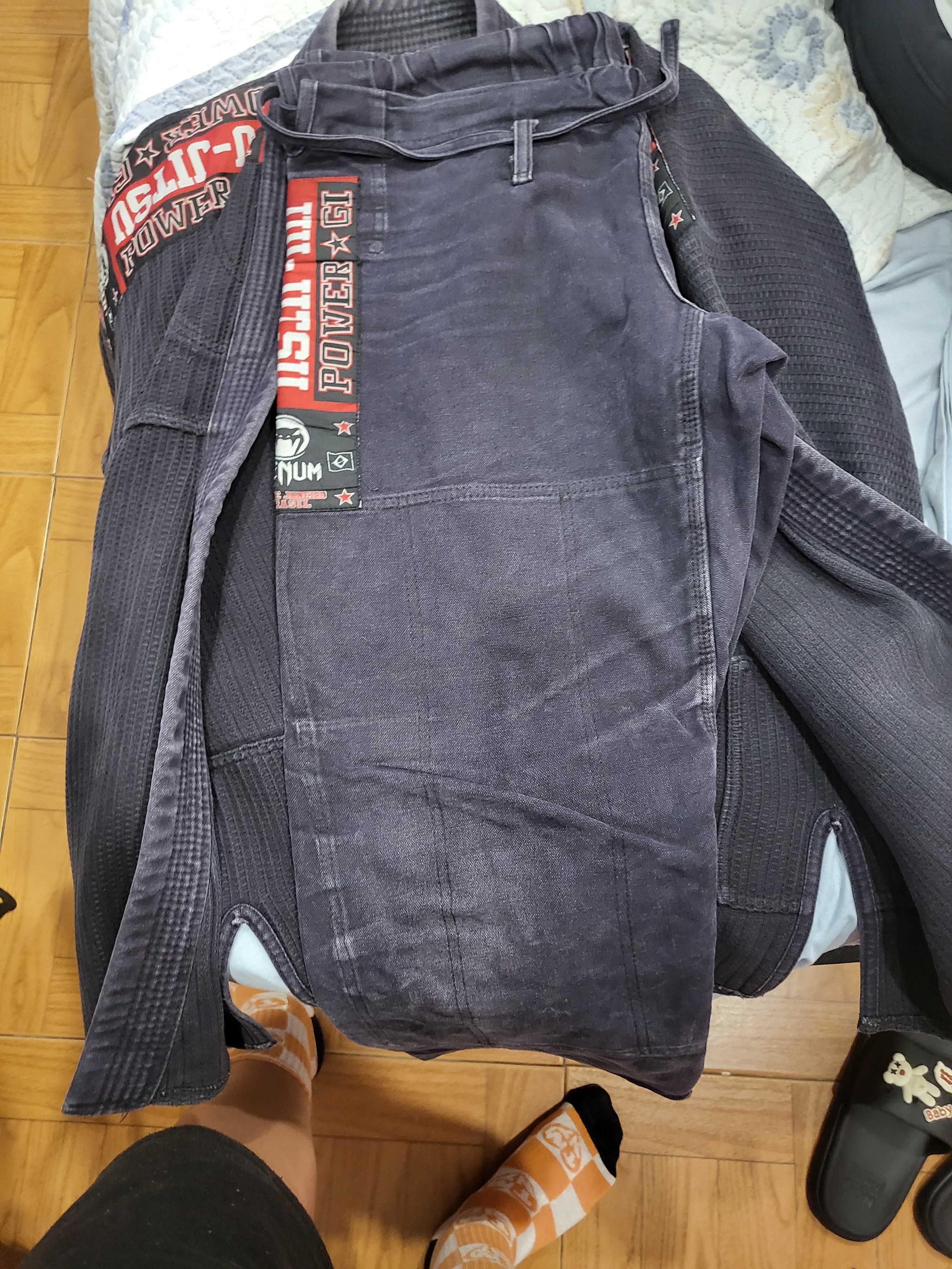 Kimono venum A2 .