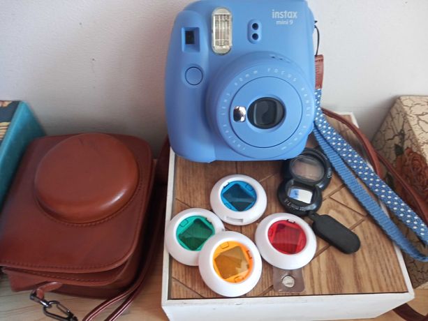 Instax mini 9+etui+kolorowe nakładki+szkło do selfie+zaślepka na lampę