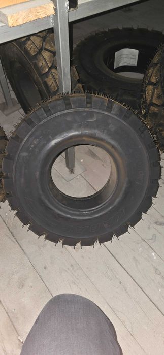 Koła pełne do wózka widłowego