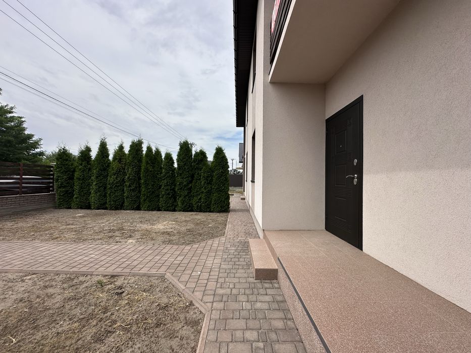 Продам дуплекс село Нове/Боярка з великою ділянкою за приємною ціною