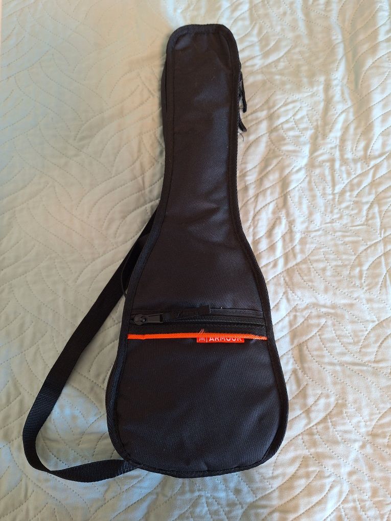 Ukulele Camglewood Tiare + Capa almofada