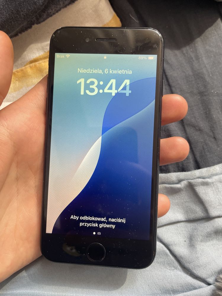 Iphone se 2020..