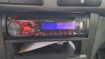 Sprzedam  radio samochodowe  Pioneer  usb  cd mp3