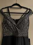 Vestido de gala preto e prateado NOVO.