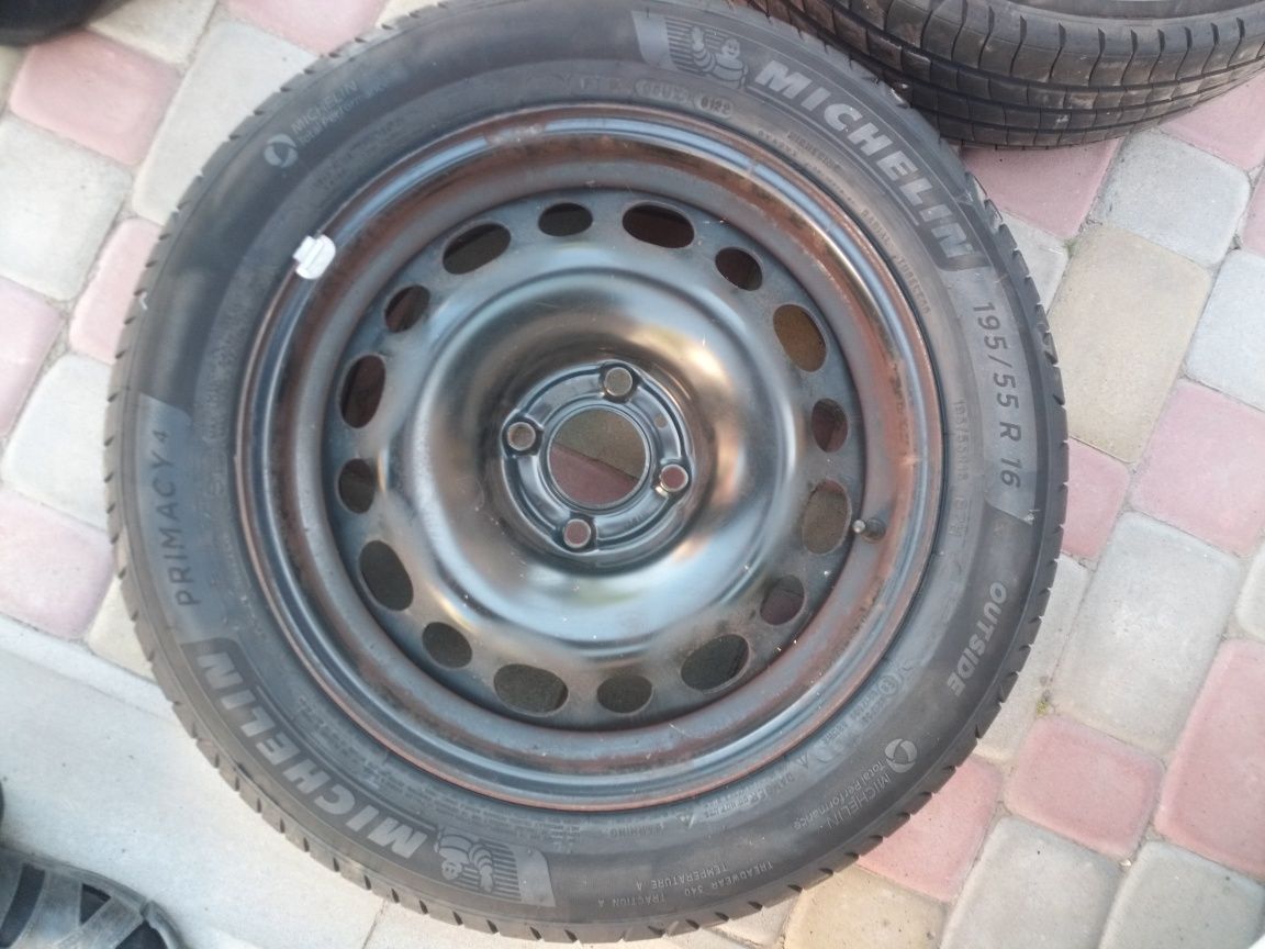 Літні шини michelin 195/55R16