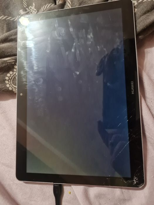 продам планшет хуавей