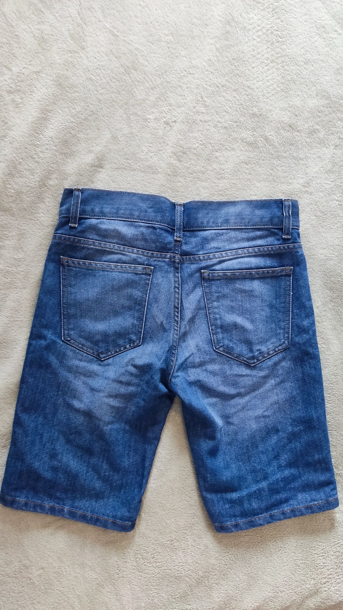 Roupa de homem pouco uso
