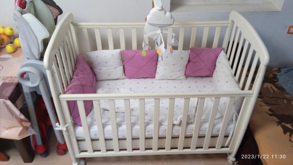 Продам кроватку.