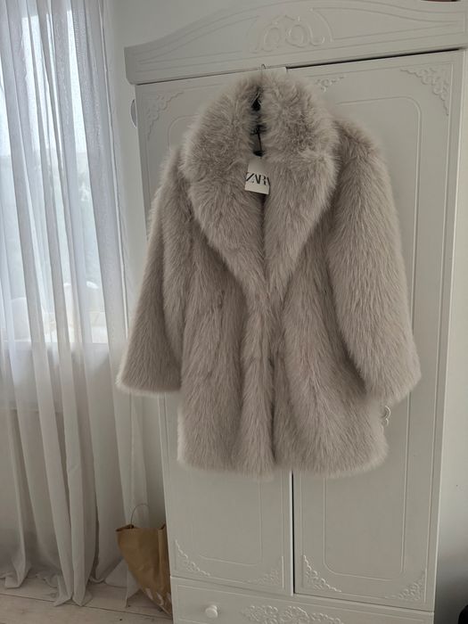 Шуба еко хутро Zara
