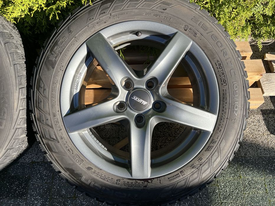 Felgi alufelgi 17 VW transporter caravelle mulitvan ET55 5x120 opony