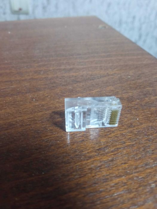 Продам Коннекторы RJ 45
