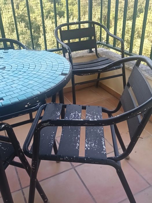 Mobilia de jardim em ferro
