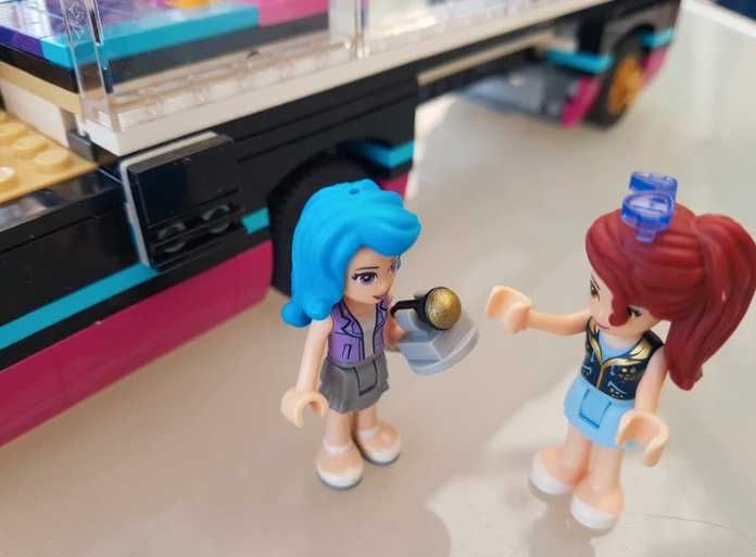 Camião da Tour da Livi - Lego Friends