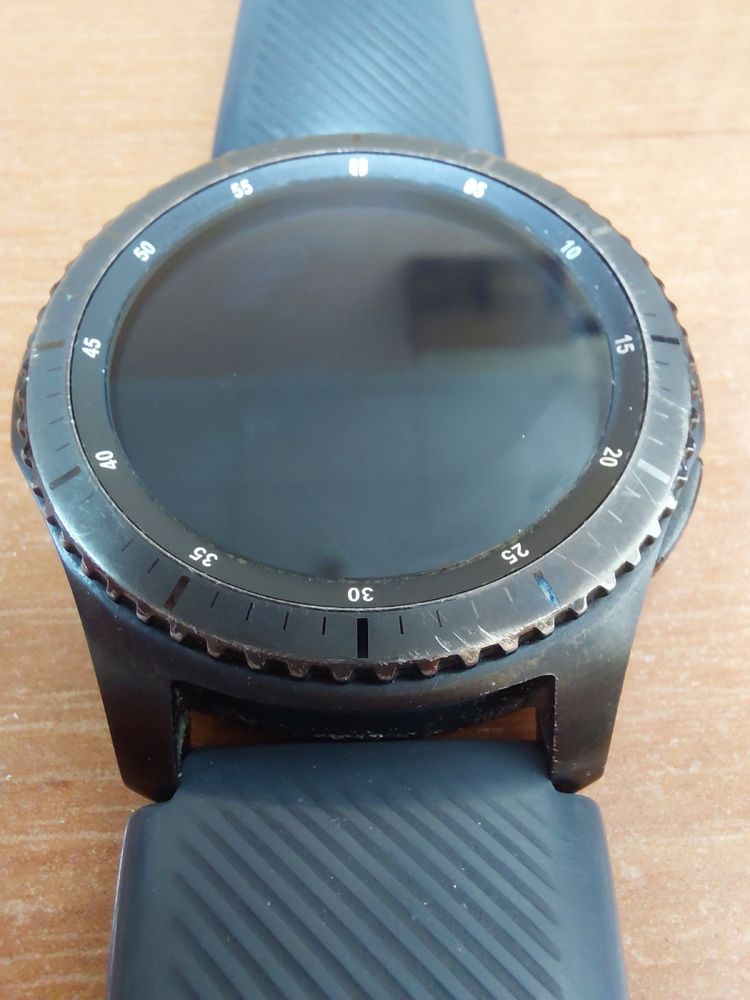 Продам годинник Samsung Gear 3