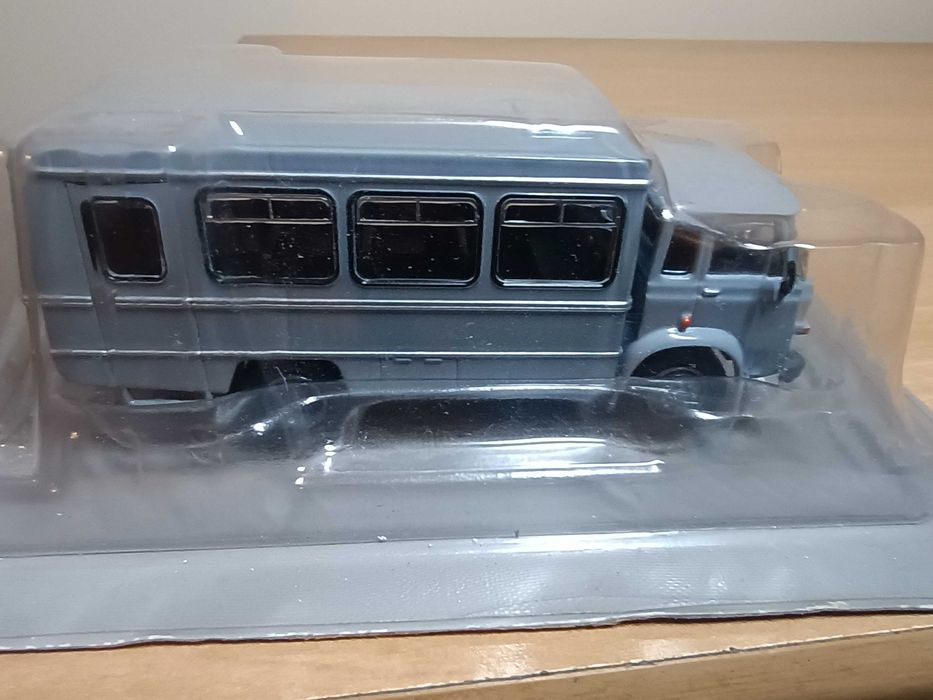 Modele Kolekcjonerskie Autobusów w skali 1:72