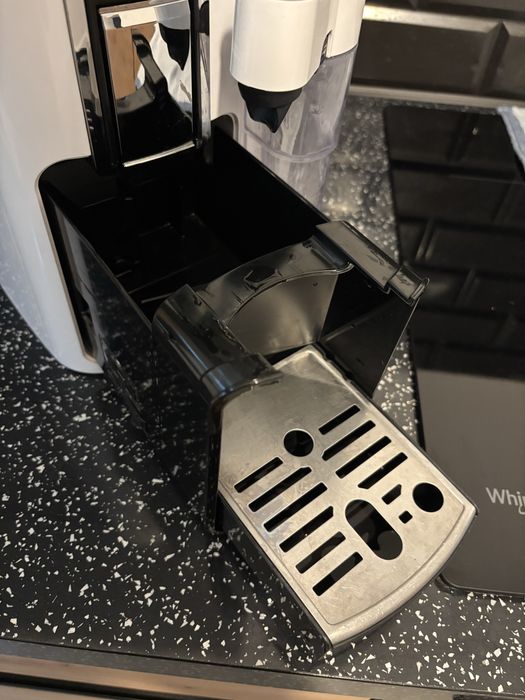 Ekspres ciśnieniowy do kawy Tchibo Cafissimo LATTE na Kapsułki