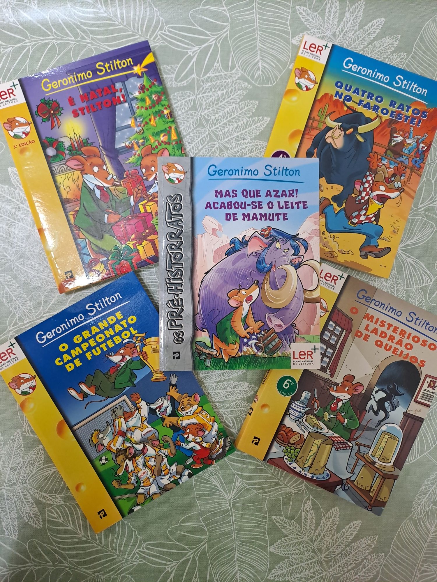 Conj. 5 livros Geronimo Stilton