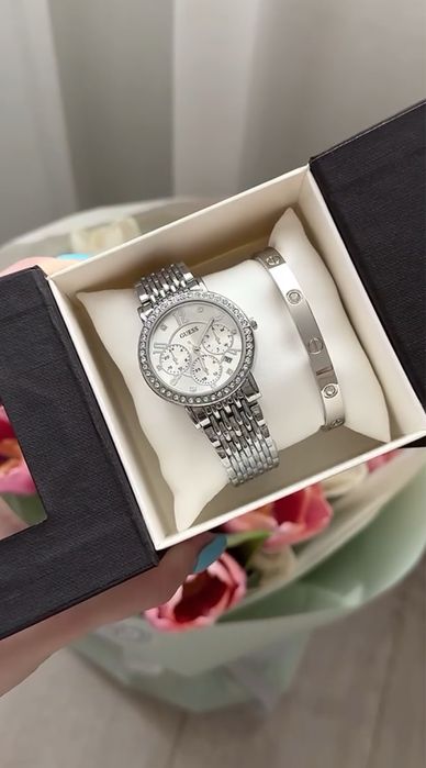 Годинник Guess жіночий