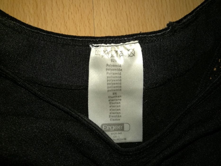 Bezszwowy top podtrzymujący brzuszek ciążowy ERGEE roz.L koszulka