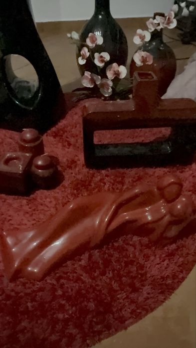 Diversas peças de decoração