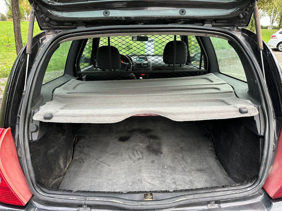 Renault Clio Van 1.5 dci revisoes todas na marca