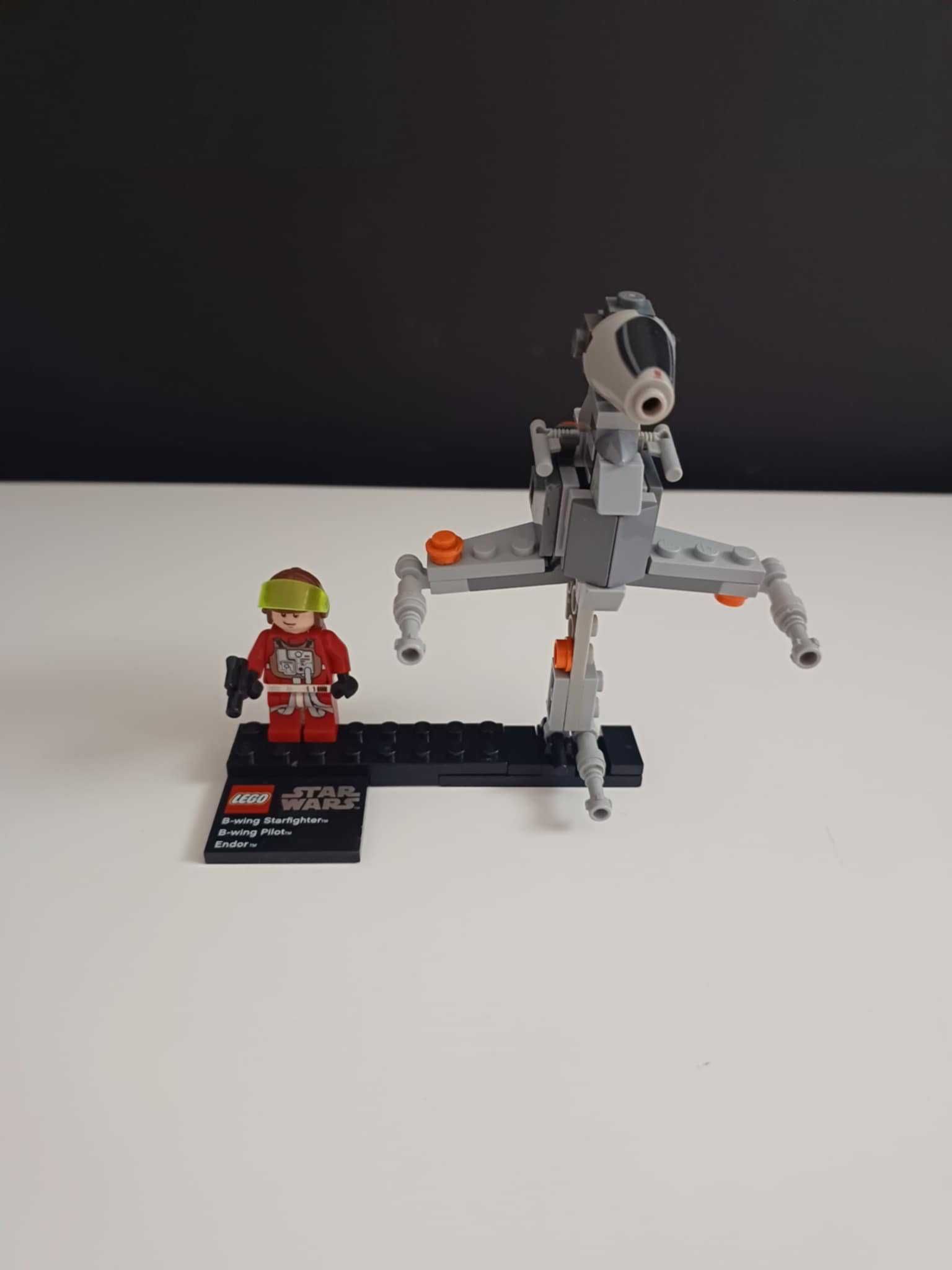 LEGO 75010 Star Wars B-Wing Starfighter i Endor