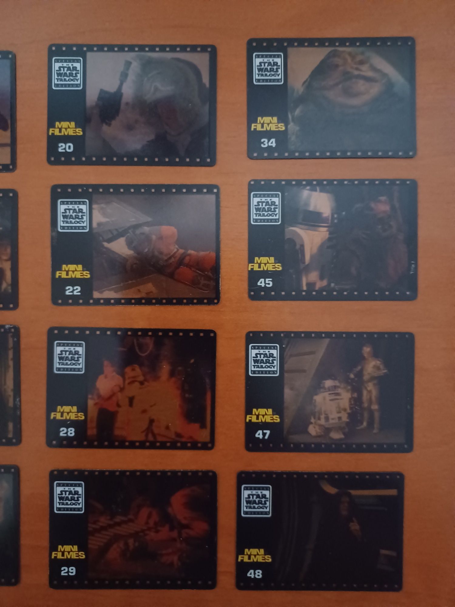 12 Mini Filmes da Star Wars Trilogy da Matutano