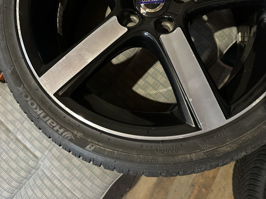 Зимова резина Hankok з дисками 225/40/18