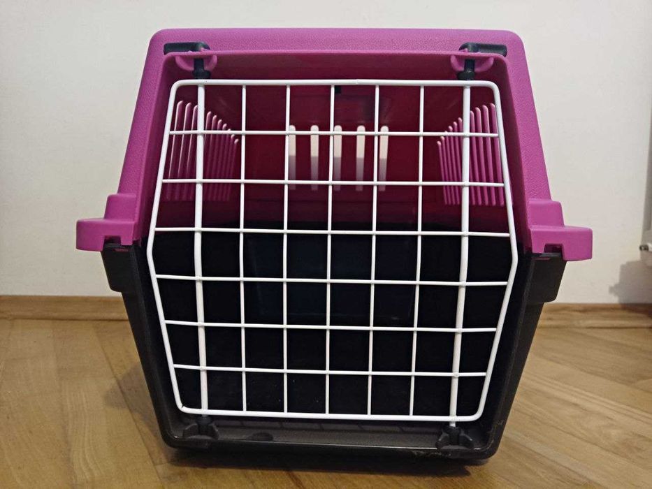 Переноска для собак та котів Ferplast Atlas 10 EL рожево-чорна до 5 кг