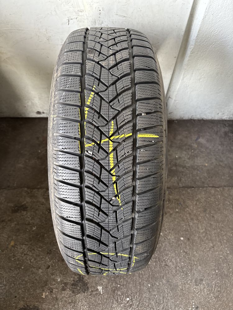 4x Opony DUNLOP WinterSport 5 235/65R/17