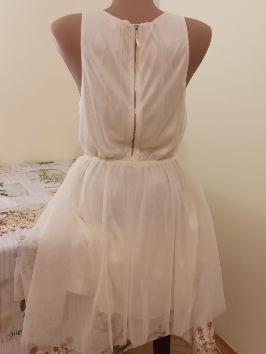 Плаття біле нарядне