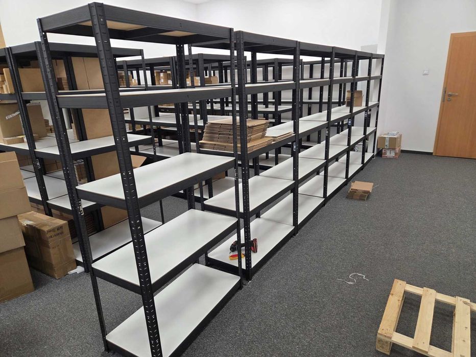 Regał metalowy 400 kg 180 x 90 x 45 cm 5 półek Metalkas (stan nowego)