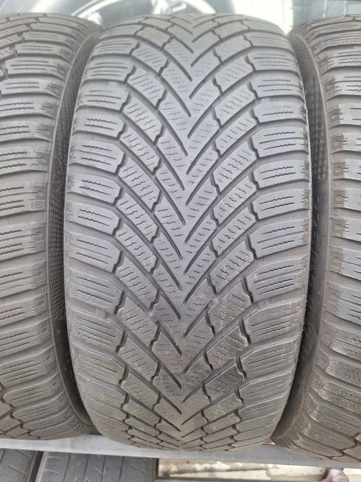 225/45 R17 Continental