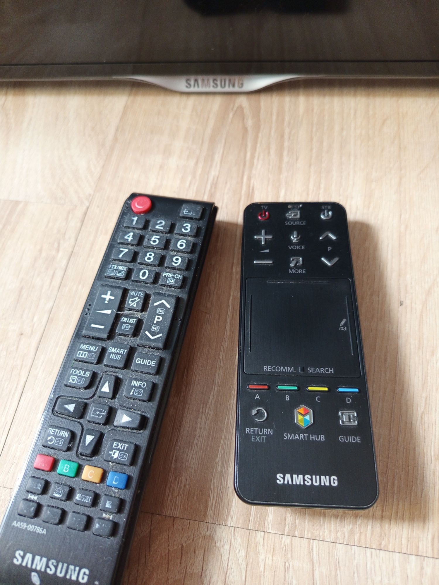 TV 3D Samsung 40cali plis stelaż i okularki3D
