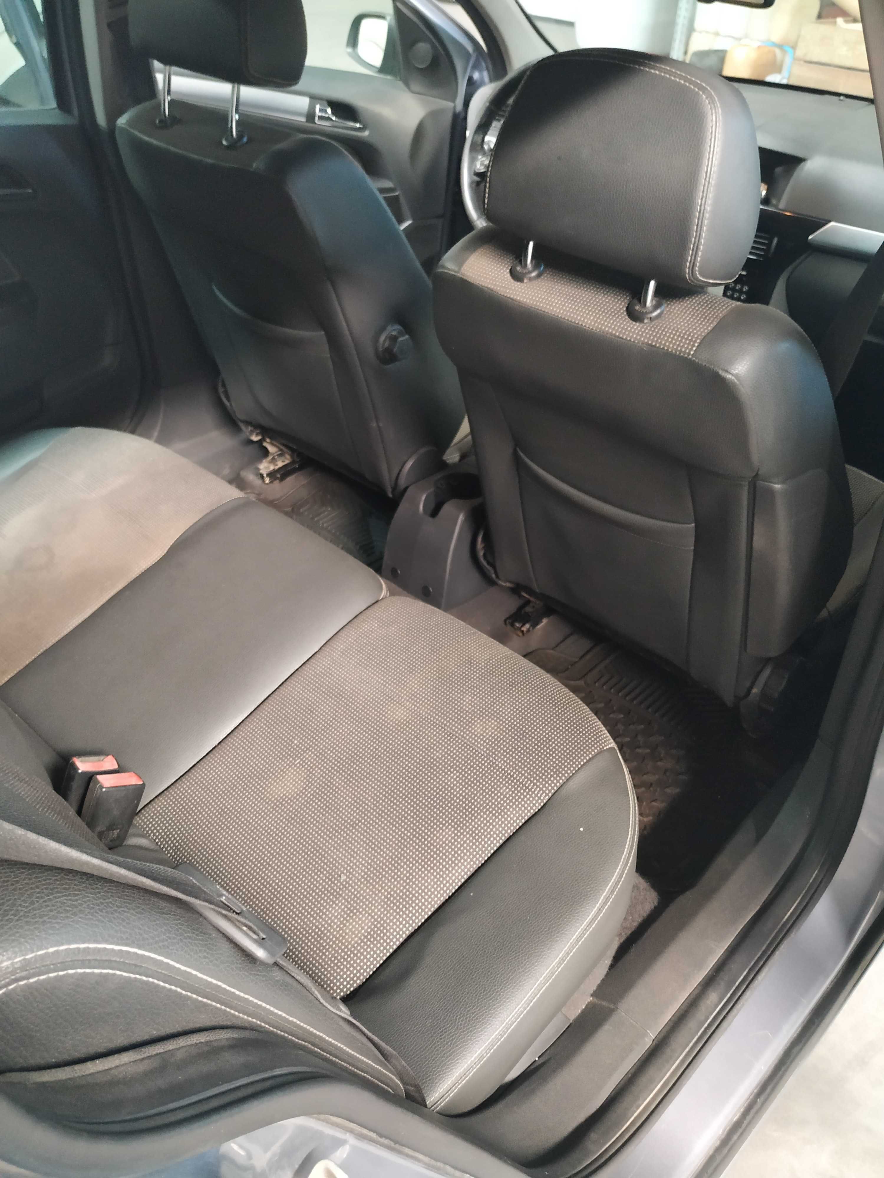 Opel Astra Caravan