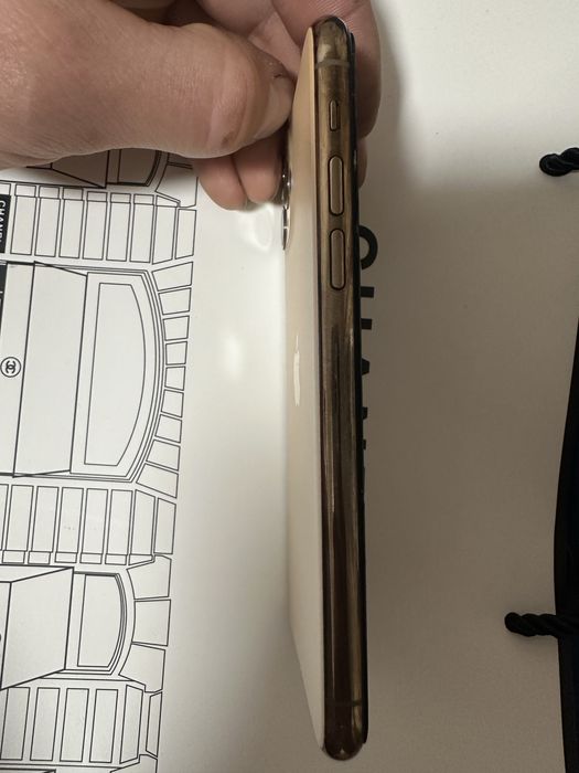 Айфон 11 про 64gb.